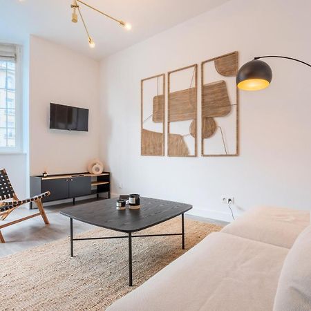 Superbe Appart. 2 Chambres En Plein Centre ! Лил Екстериор снимка