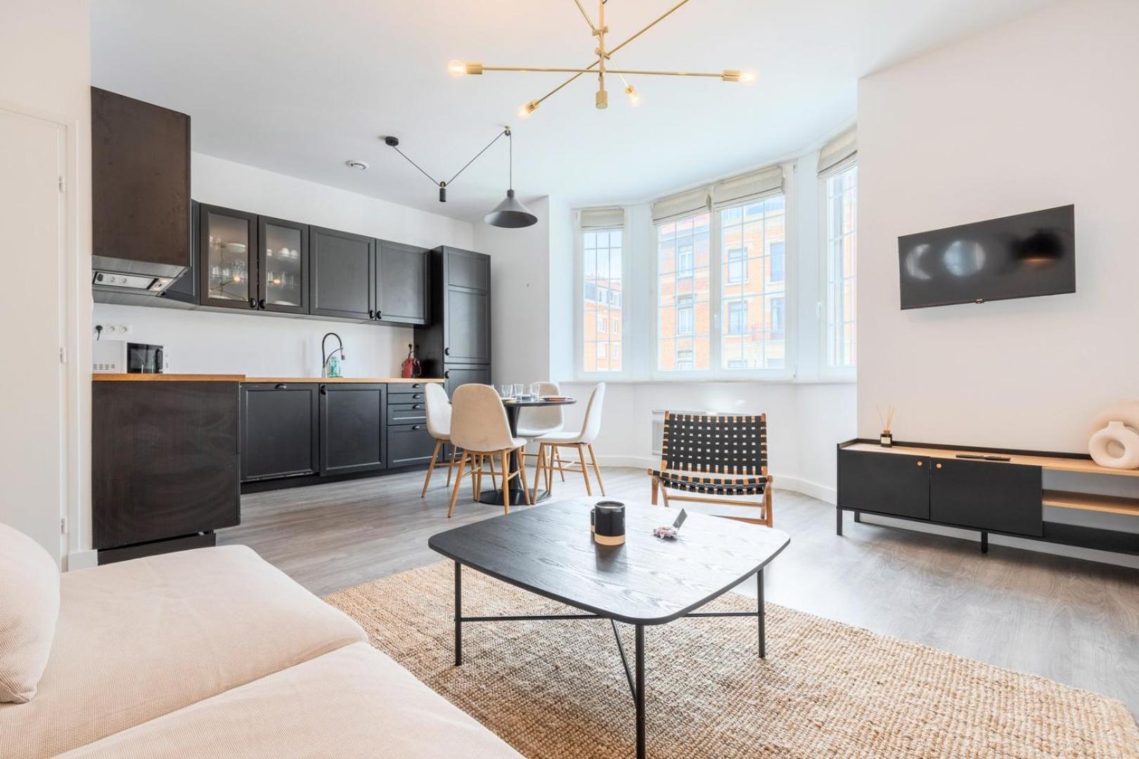 Superbe Appart. 2 Chambres En Plein Centre ! Лил Екстериор снимка